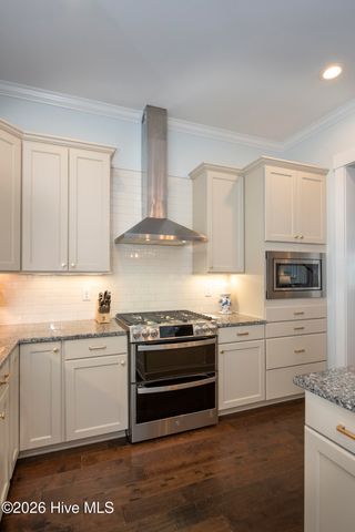 1210 S Sleepy Oak Lane, Leland, NC 28451