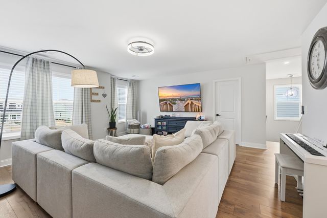 2009 Royal Blue Court, Myrtle Beach, SC 29579