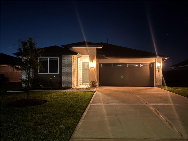 14507 Sweet Water Drive, Baytown, TX 77523