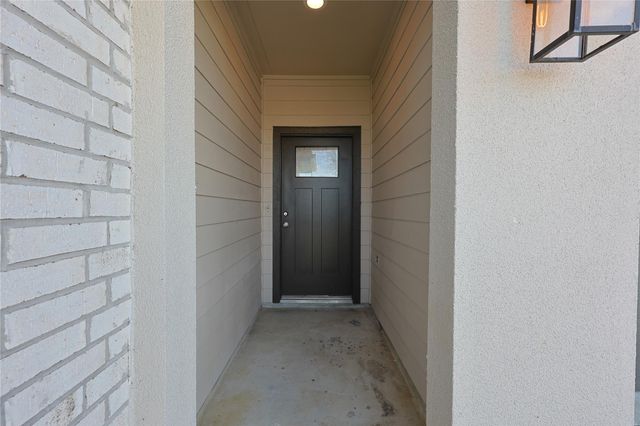14507 Sweet Water Drive, Baytown, TX 77523