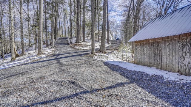 1089 Old Railroad Grade Road, Roan Mountain, TN 37687
