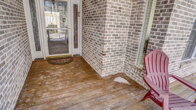 1089 Old Railroad Grade Road, Roan Mountain, TN 37687