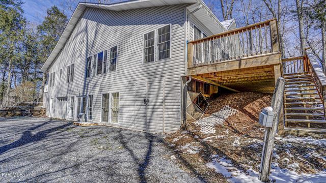 1089 Old Railroad Grade Road, Roan Mountain, TN 37687