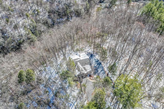 1089 Old Railroad Grade Road, Roan Mountain, TN 37687