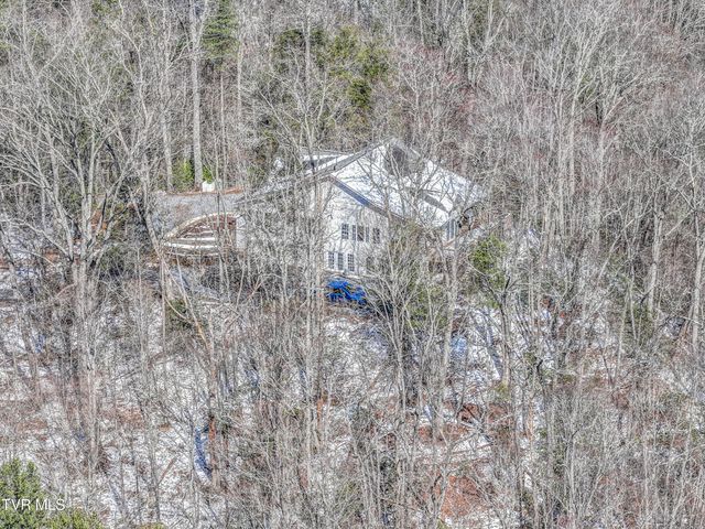 1089 Old Railroad Grade Road, Roan Mountain, TN 37687