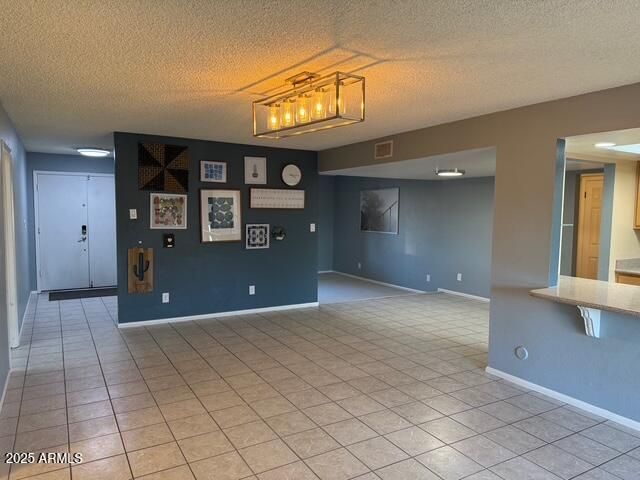 1105 W JUANITA Avenue, Mesa, AZ 85210