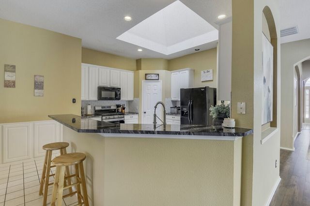 1718 Falcon Drive, Corinth, TX 76210