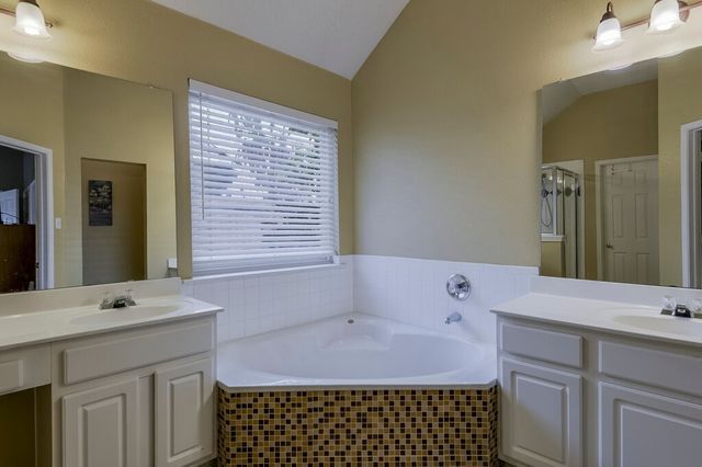 1718 Falcon Drive, Corinth, TX 76210