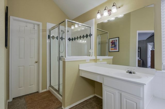 1718 Falcon Drive, Corinth, TX 76210