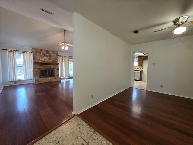 10909 Hillside Oak LN, Austin, TX 78750