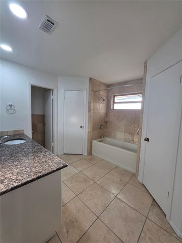 10909 Hillside Oak LN, Austin, TX 78750