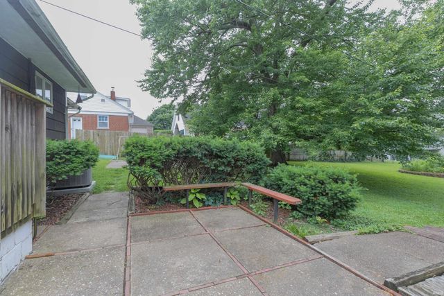3600 Baker Avenue, Evansville, IN 47710