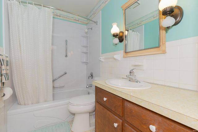 3600 Baker Avenue, Evansville, IN 47710