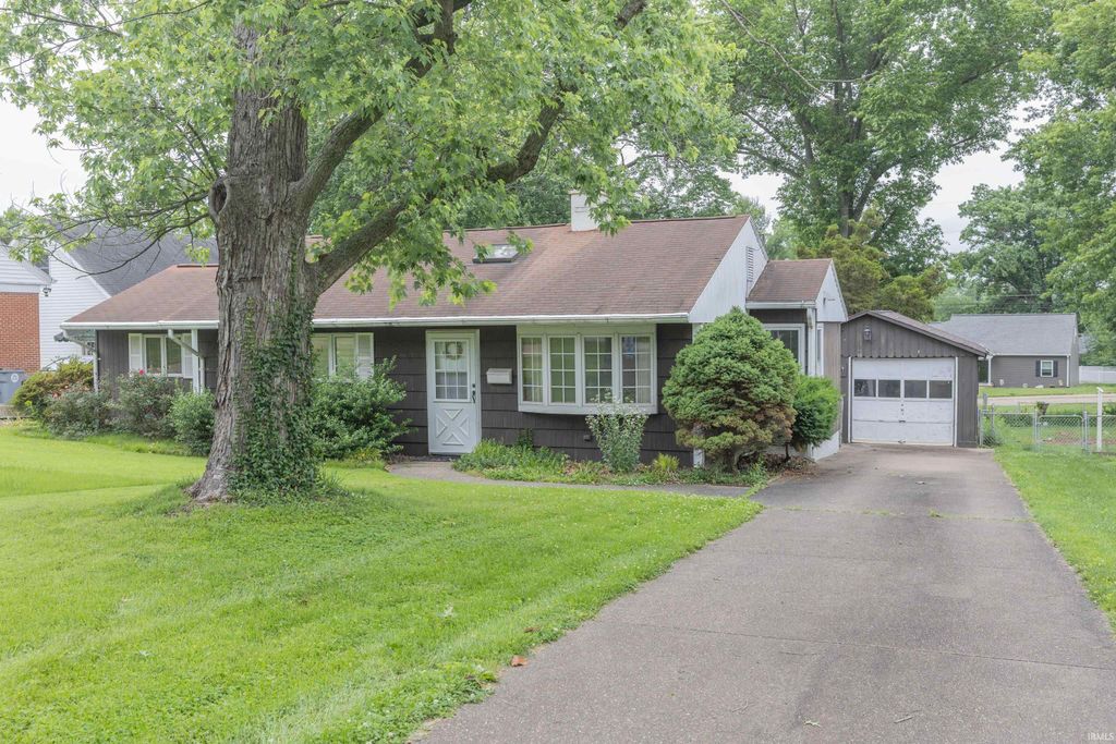 3600 Baker Avenue, Evansville, IN 47710
