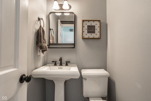 6722 Crown Drive, Brownsburg, IN 46112