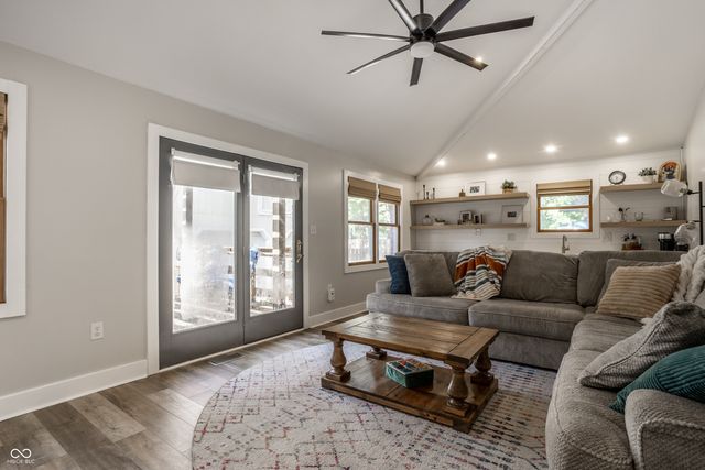 6722 Crown Drive, Brownsburg, IN 46112