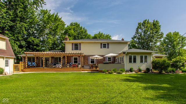 6722 Crown Drive, Brownsburg, IN 46112