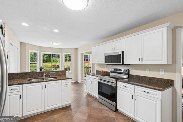 295 Whitby Drive, Douglasville, GA 30134