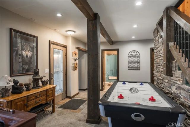 43656 Ridge Crest, Big Bear Lake, CA 92315