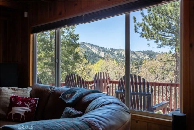 43656 Ridge Crest, Big Bear Lake, CA 92315