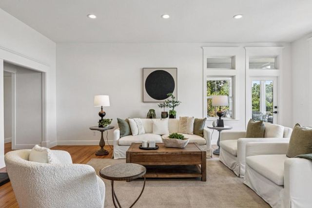 853 Vista Drive, Redwood City, CA 94062