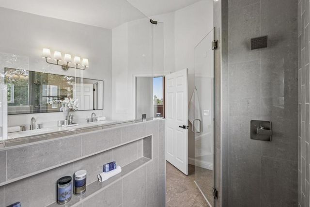 853 Vista Drive, Redwood City, CA 94062