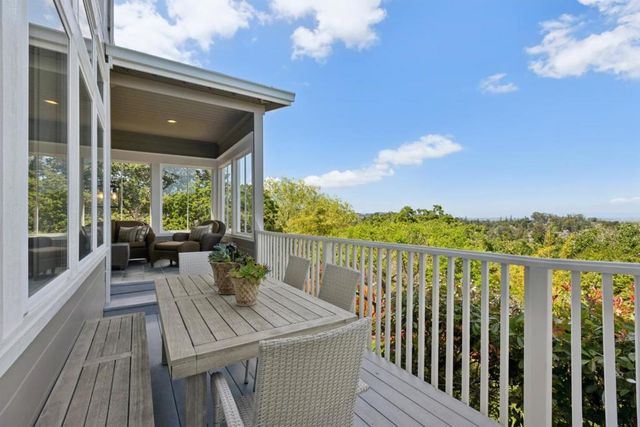 853 Vista Drive, Redwood City, CA 94062