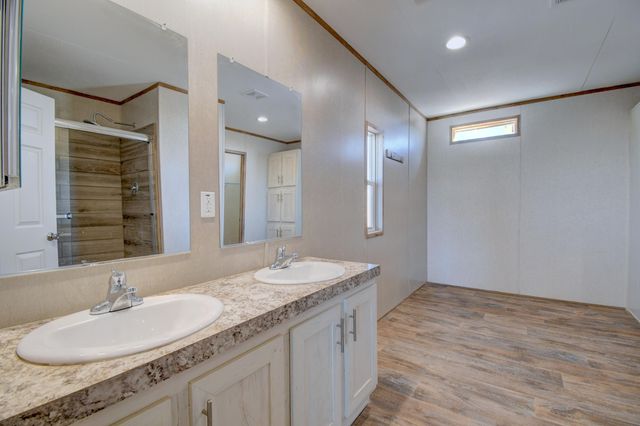 36 Kimberly Loop, Moriarty, NM 87035