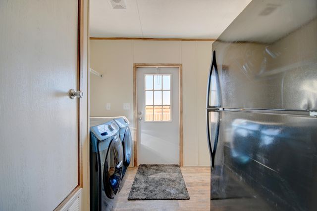 36 Kimberly Loop, Moriarty, NM 87035