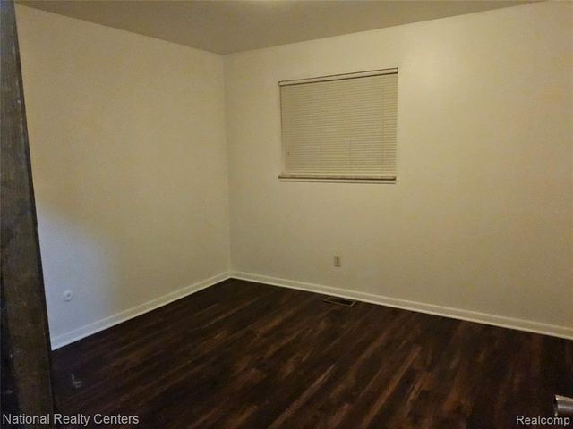 29144 Lund Avenue, Warren, MI 48093