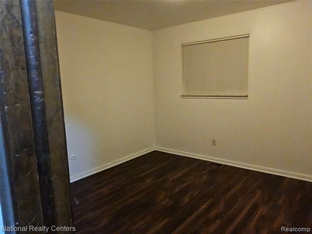 29144 Lund Avenue, Warren, MI 48093