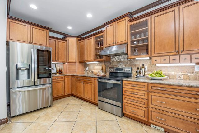 7515 Sandy Ridge Road, Pasco, WA 99301