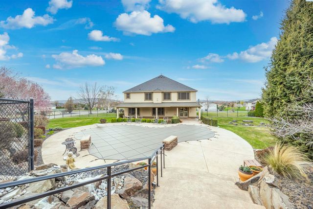 7515 Sandy Ridge Road, Pasco, WA 99301