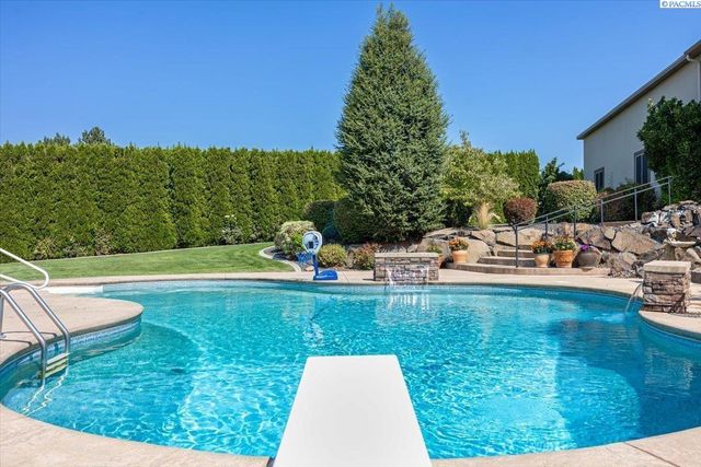 7515 Sandy Ridge Road, Pasco, WA 99301