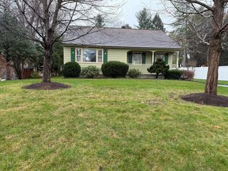 21 Wyoming Dr, Holden, MA 01520