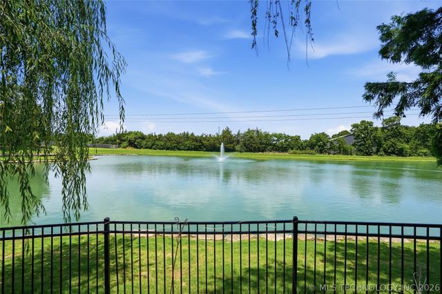 417 W 119th Street, Jenks, OK 74037