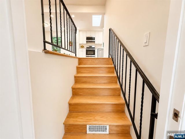 474 Dean Street, Englewood, NJ 07631