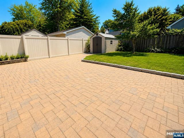 474 Dean Street, Englewood, NJ 07631