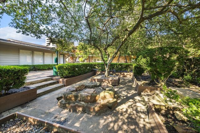 3928 W Alabama Street 11, Houston, TX 77027