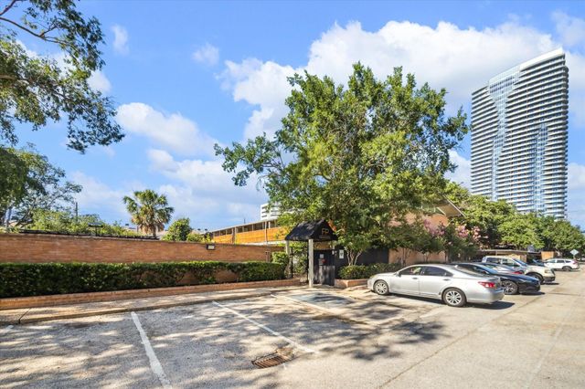 3928 W Alabama Street 11, Houston, TX 77027