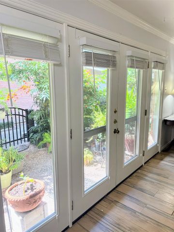 3928 W Alabama Street 11, Houston, TX 77027