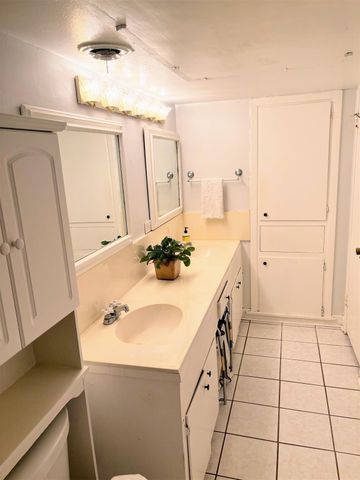 3928 W Alabama Street 11, Houston, TX 77027