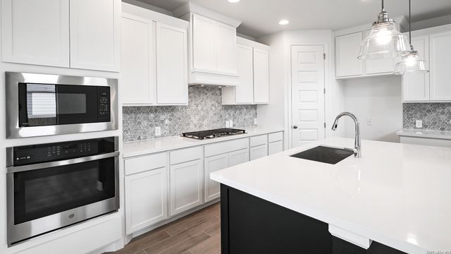 5112 Park Cape, Schertz, TX 78124