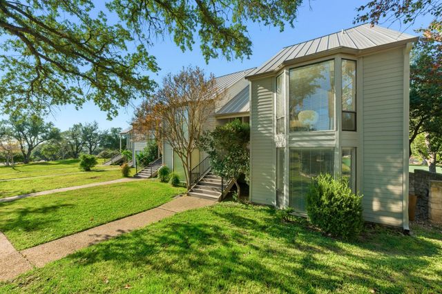 107 World Of Tennis SQ, Lakeway, TX 78738