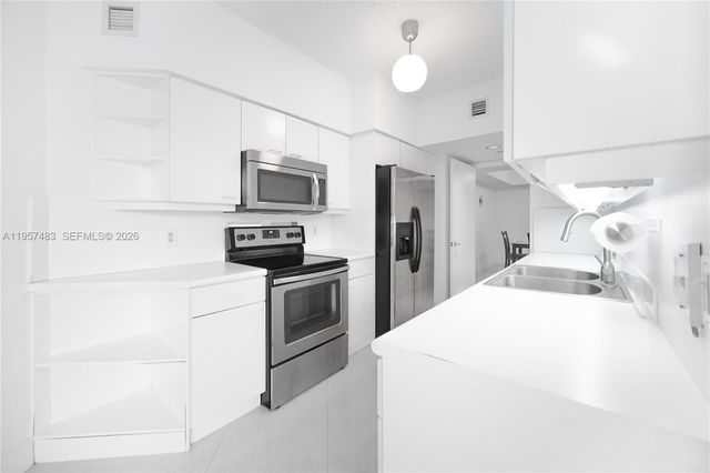 16445 Collins Ave 222, Sunny Isles Beach, FL 33160