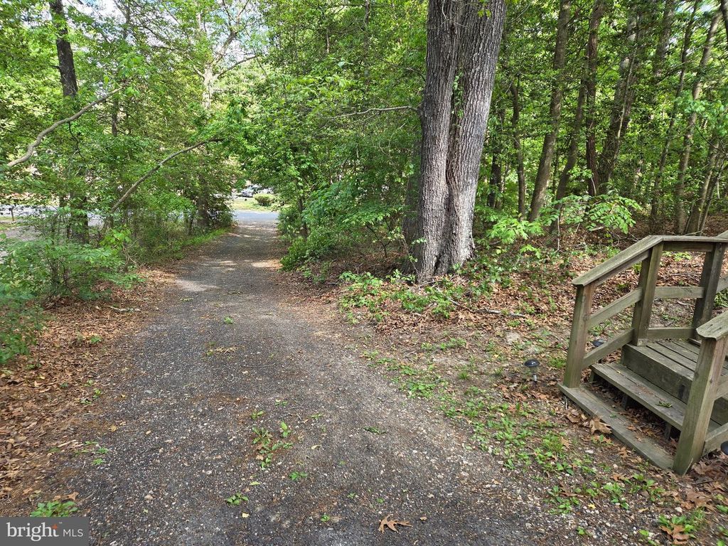 Image 11 of property listing at 4311 TOWER DR, Snow Hill, MD 21863