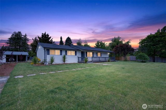 40211 212th Avenue SE, Enumclaw, WA 98022