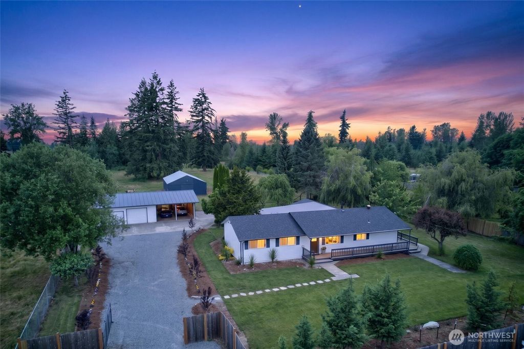 40211 212th Avenue SE, Enumclaw, WA 98022