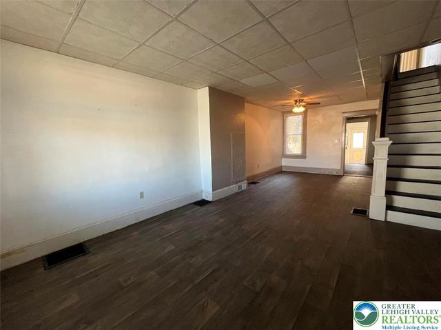 116 East Elizabeth Avenue, Bethlehem City, PA 18018