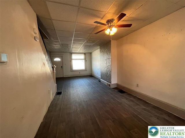 116 East Elizabeth Avenue, Bethlehem City, PA 18018